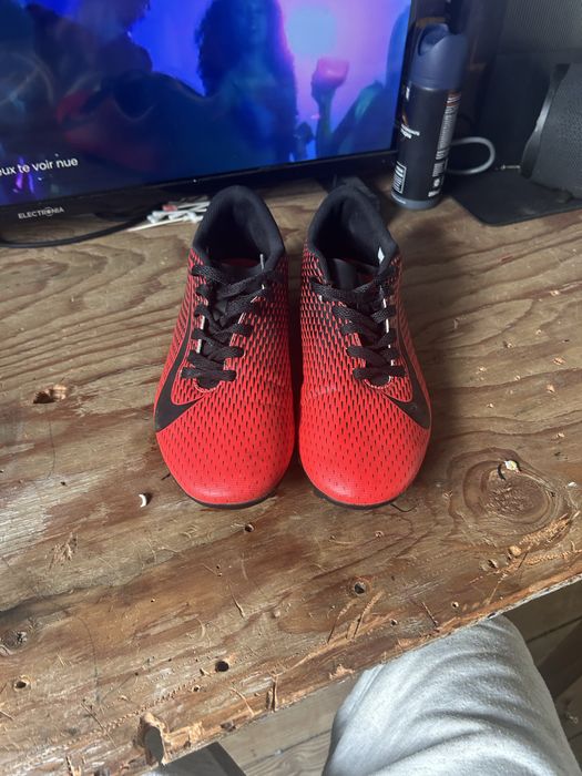 Nike mercurial vermelho