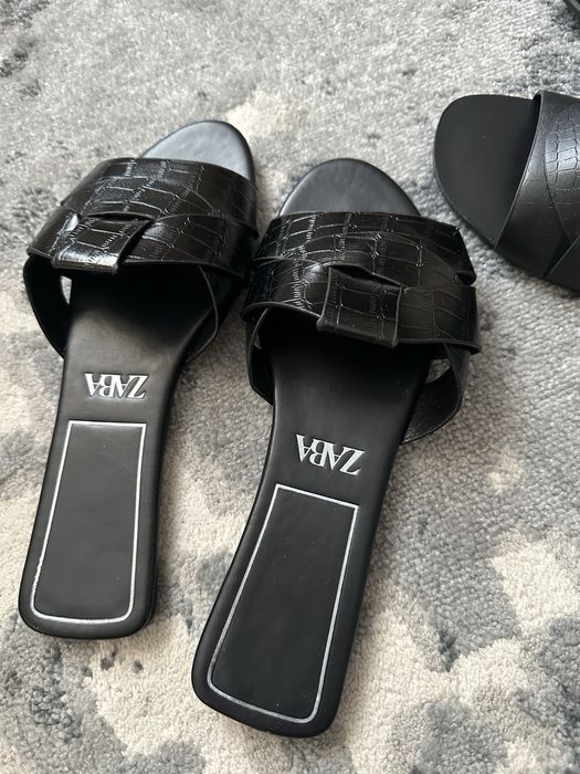 Шльопки літні Zara