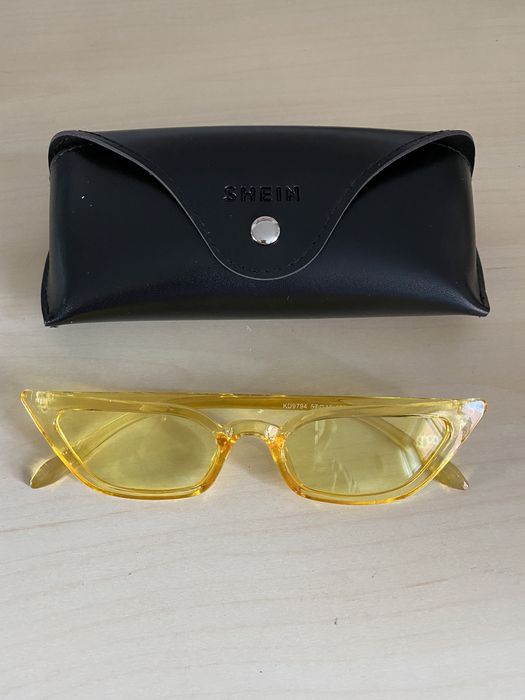 Óculos Cat Eye Amarelos NOVOS