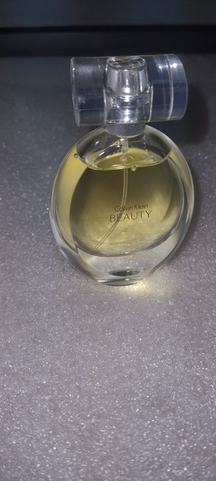 Calvin Clein BEAUTY жіноча парфумована вода ,оригінал привезена з США