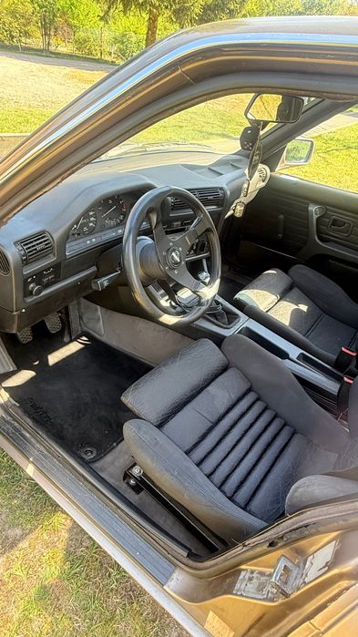 Sprzedam BMW E30 V8