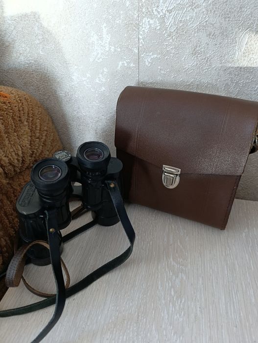 Біноколь в хорошому стані