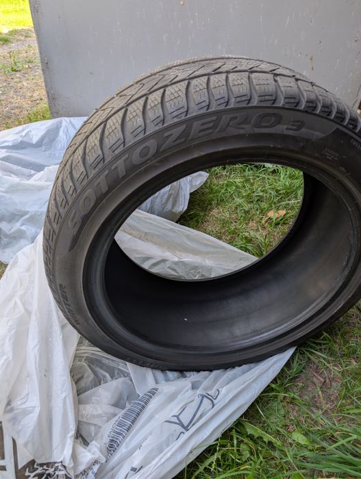 Pirelli Sottozero 3 235/45/R18