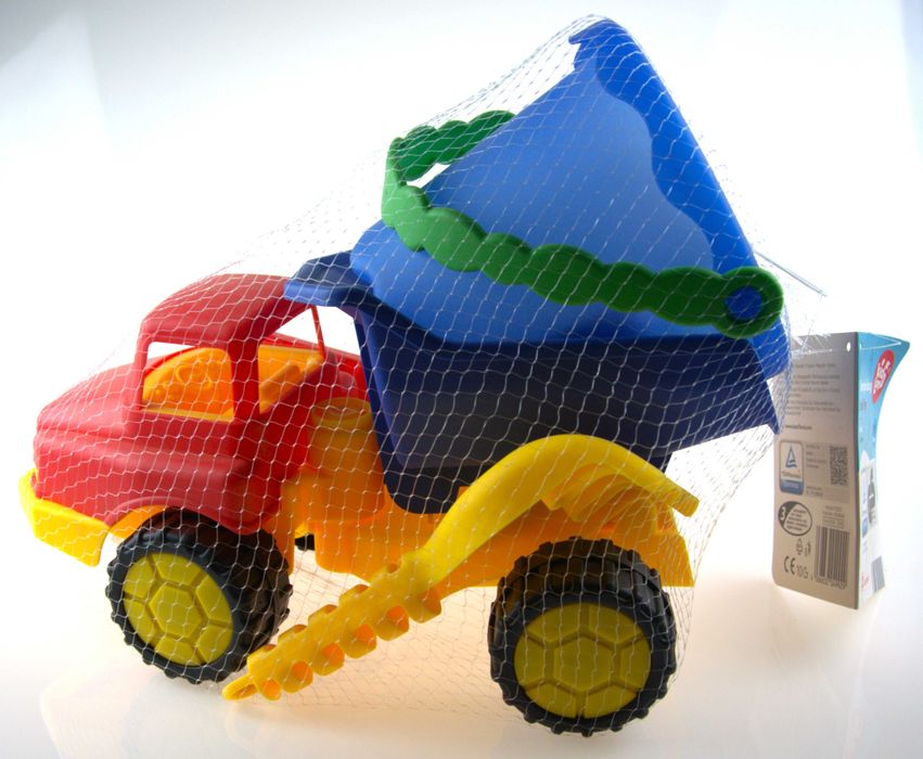 Zestaw do piasku ciężarówka Playtive, kolor czerwony, żółty, niebieski