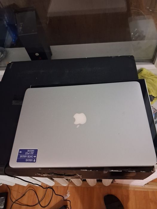 Macbook pro a1398 mid 2015 emc 2909 irispro