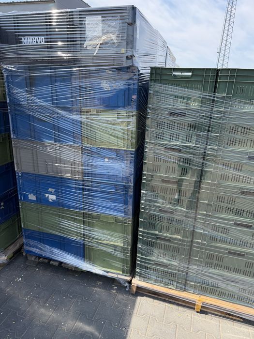 Skrzynki plastikowe skrzynie 2000 sztuk