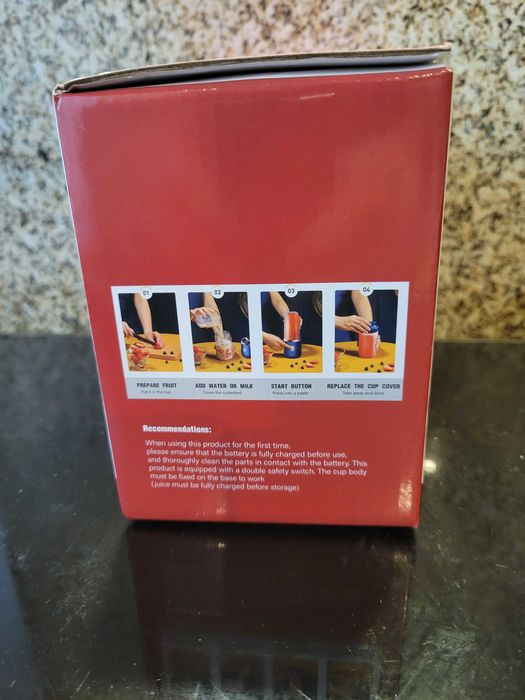 Pequena liquidificadora de sumos