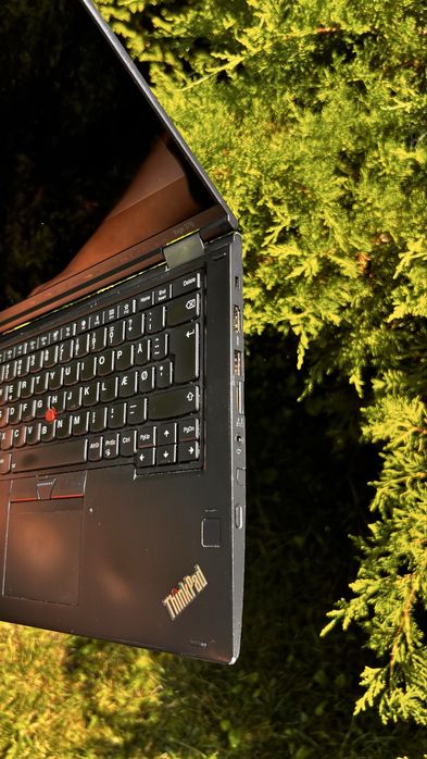 Lenovo ThinkPad Yoga 370 i5-7300U 8GB DDR4, SSD 256GB