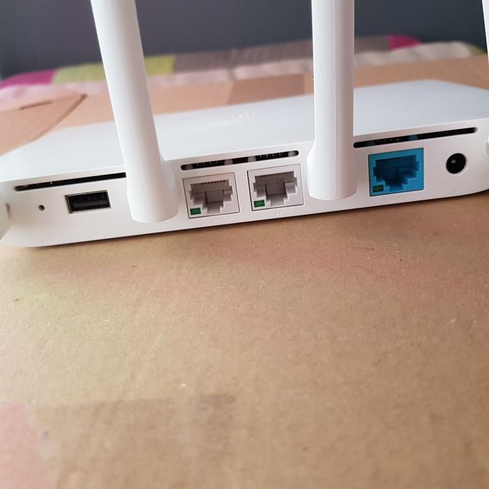 Роутер маршрутизатор Xiaomi Mi Wi-Fi Router 3 Padavan AC1200 DVB4126CN