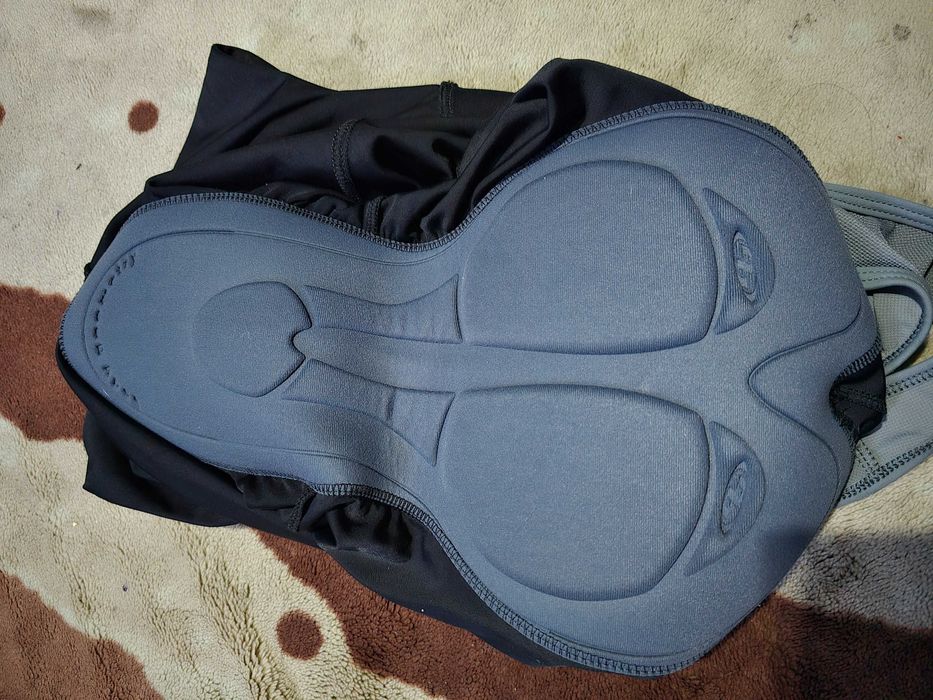 Велошорти, шорти Specialized