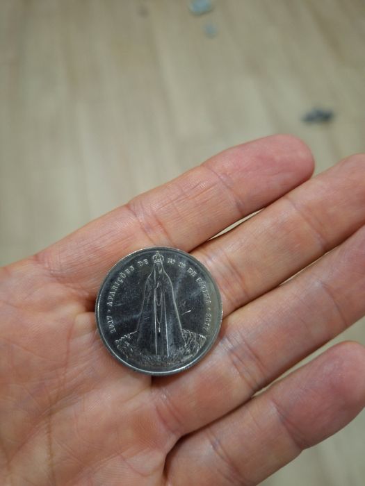 Moeda alusiva a Nossa Senhora de Fátima