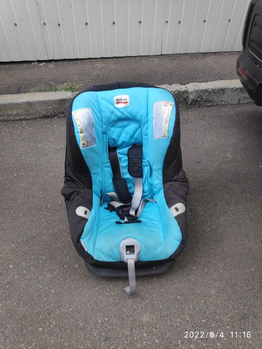 Детское автомобильное кресло