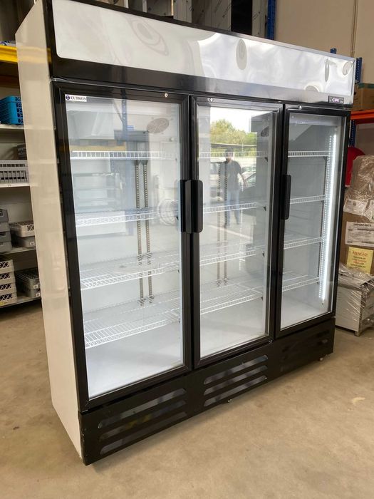 Mural/ Frigorífico Vertical 3 portas de Vidro - NOVO