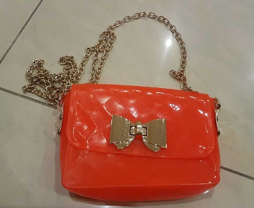 Mala vermelha linda64584765573249120