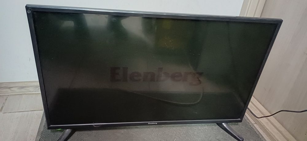 Телевізор Elenberg