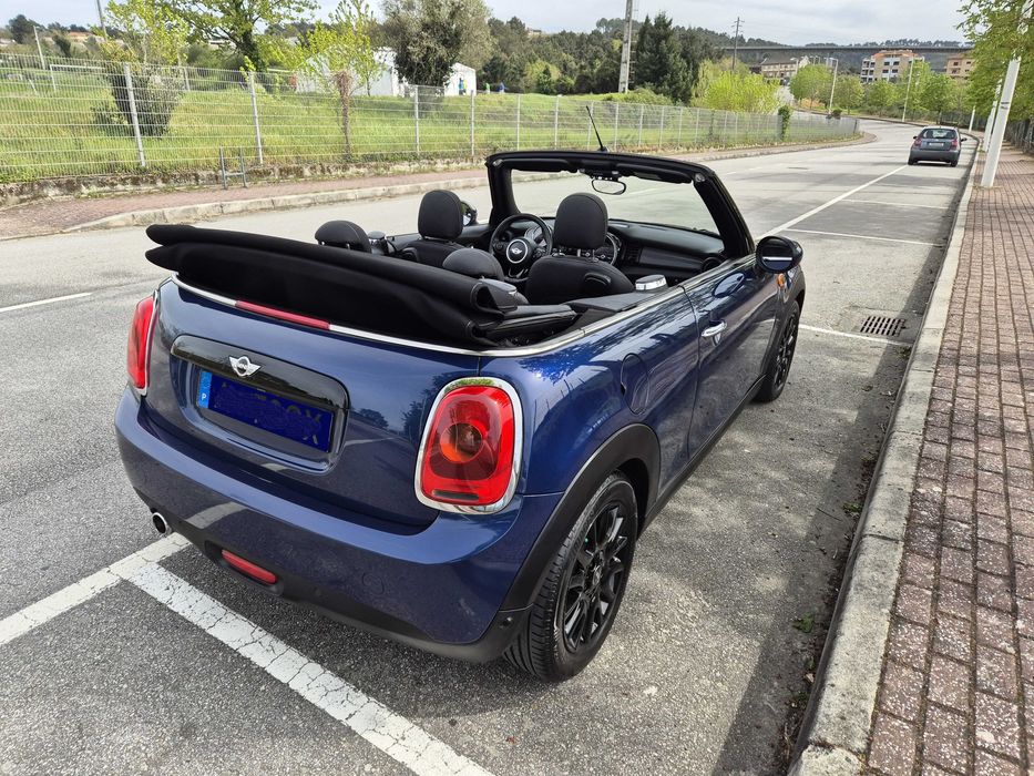 MINI Cabrio Cooper D