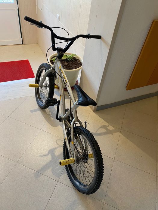 BMX usada mas em bom estado