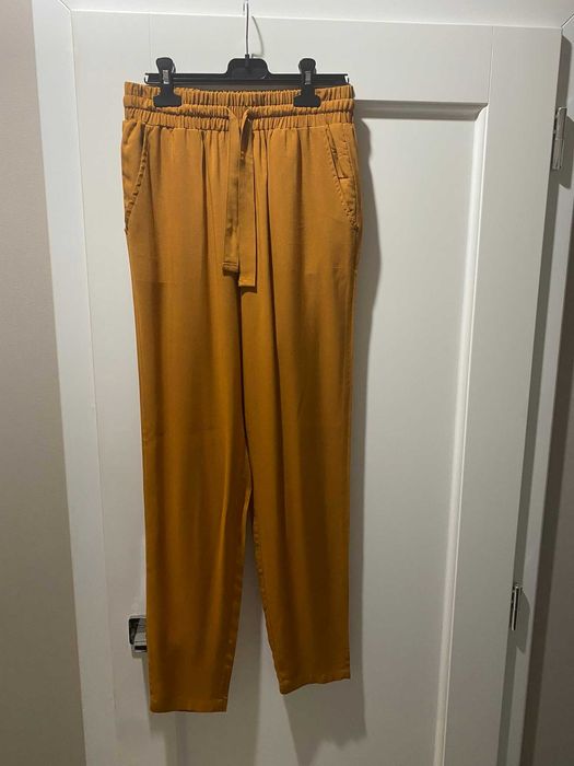 Spodnie letnie musztardowe