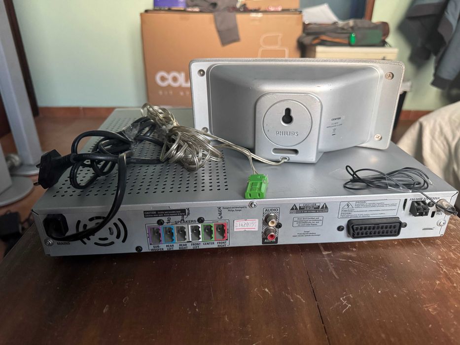 Home Cinema 5.1 Philips HTS3610 – Som Surround 300W