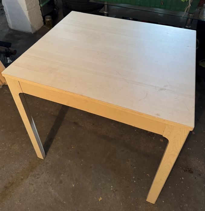 Stół rozkładany Ikea model EKEDALEN