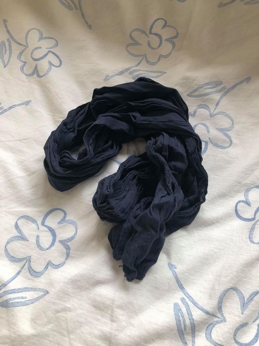 Echarpe azul escura