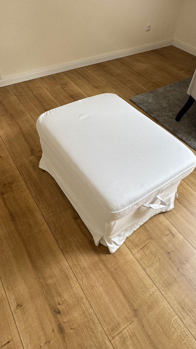 Pufa - podnóżek Ektrop ikea ze schowkiem