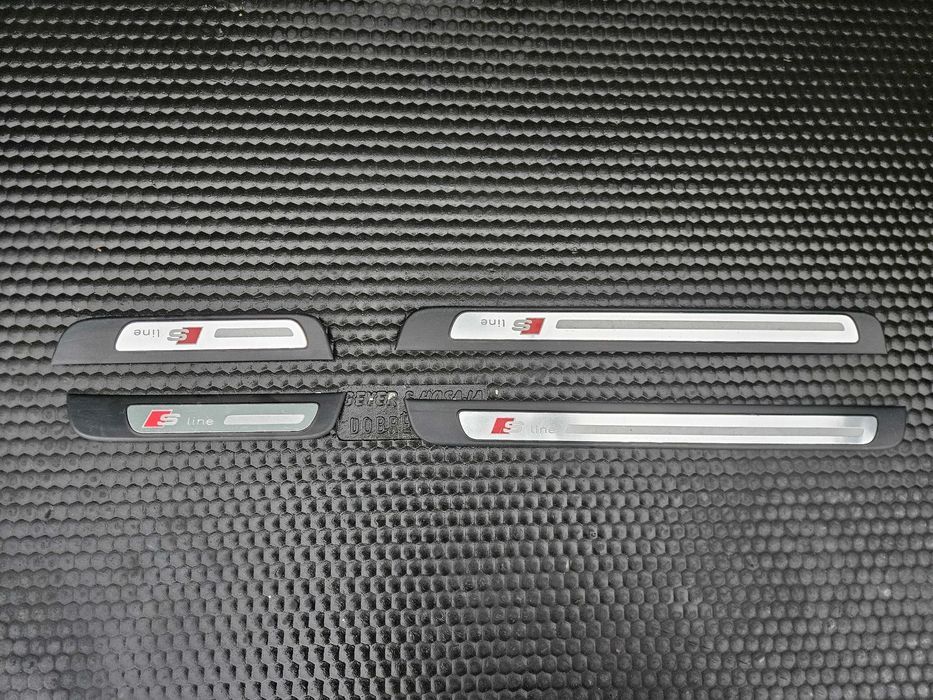 Listwa Listwy Progowe Ozdobne Drzwi S-Line Nakładki Komplet Przód Tyl AUDI A4 B8 Sedan Kombi