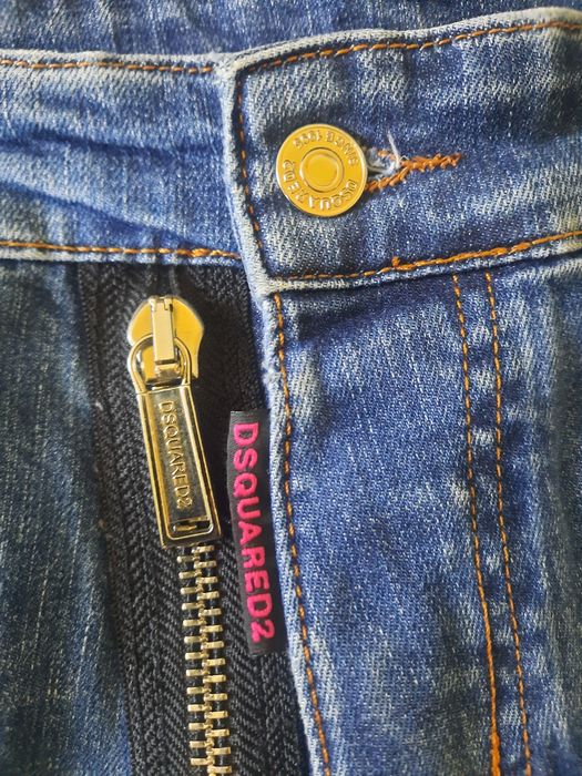 Джинси Dsquared2
