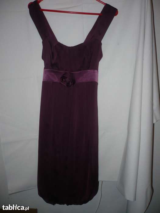 sprzedam sukienki na różne okazje