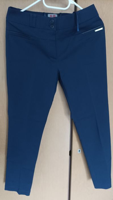 sprzedam nowe piękne spodnie M