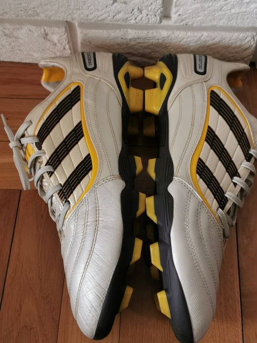 Korki ADIDAS Predator roz 46/Długość wkładki 29,5 cm