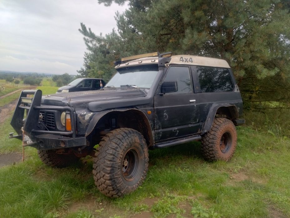 Nissan Patrol 2.8 TD 37 cali Zdrowa rama 2x wyciągarka