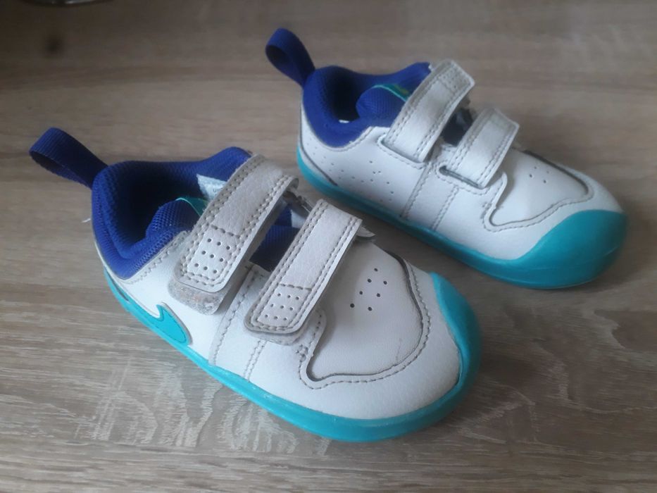 Adidasy  firmy Nike