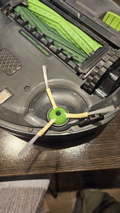 Odkurzacz robot sprzedania Roomba i5+