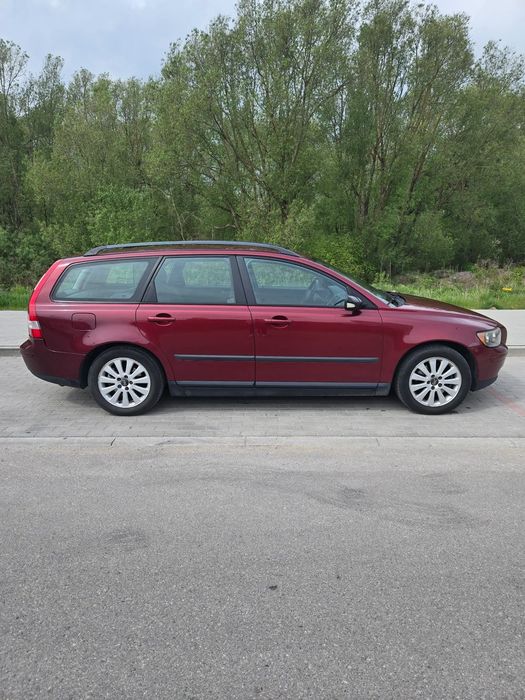 Volvo V50