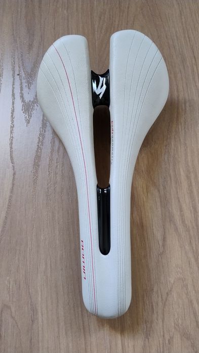 Selim Specialized Romin Comp medida 143 de 2011