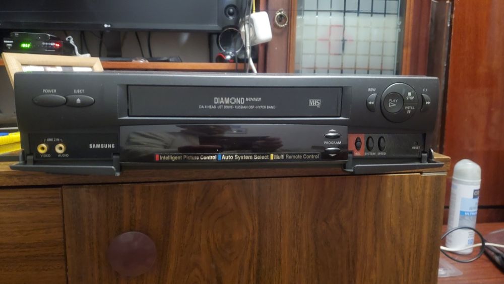видеомагнитофон Samsung SVR-400 + DVD проигрыватель +USB  с RCA перех