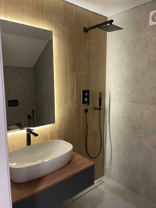 БЕЗ КОМІСІЇ, таун з новим РЕМОНТОМ, Сертифікат ТАК, вул. Давидчука