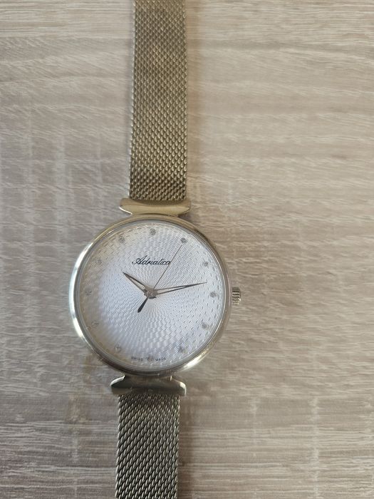 Zegarek damski marki Adriatica