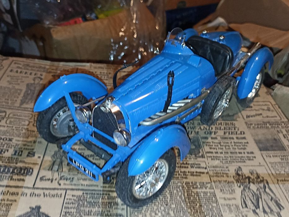 Bburago model Bugatti "Type 59" (1934), skala 1:18