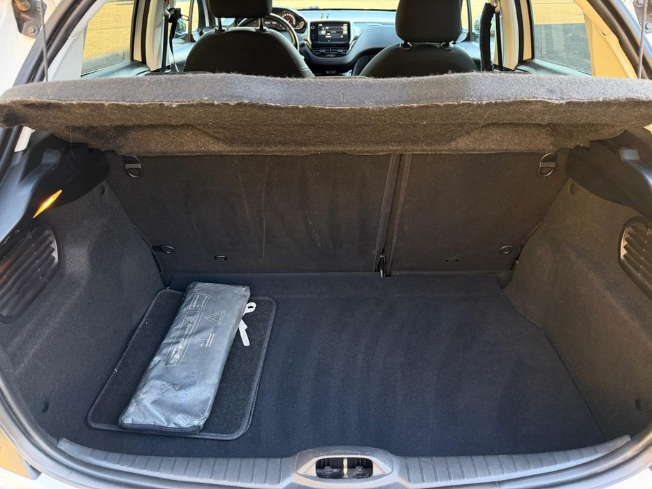 Peugeot 208 allure