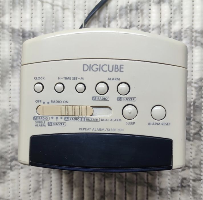 Radio Sony DIGICUBE, Despertador
