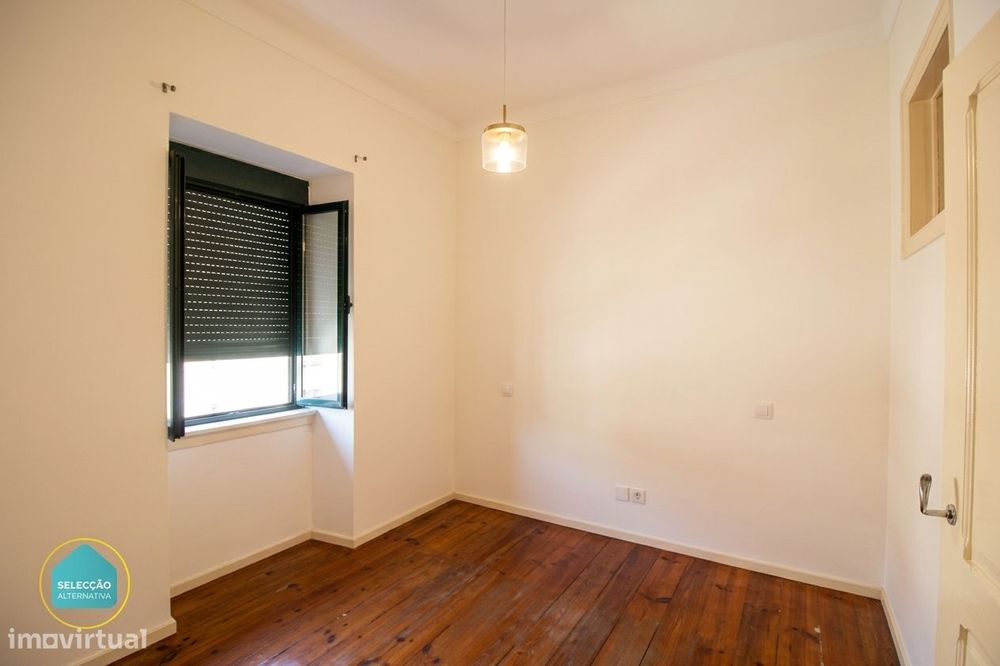Apartamento T2+1 com em Campo de Ourique.
