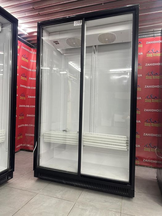 Холодильна вітрина. Вітрина шафа. Холодильник для магазину.Захід Холод