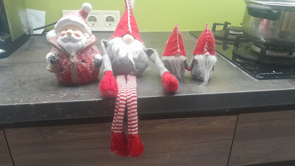 Продам новорічний декор