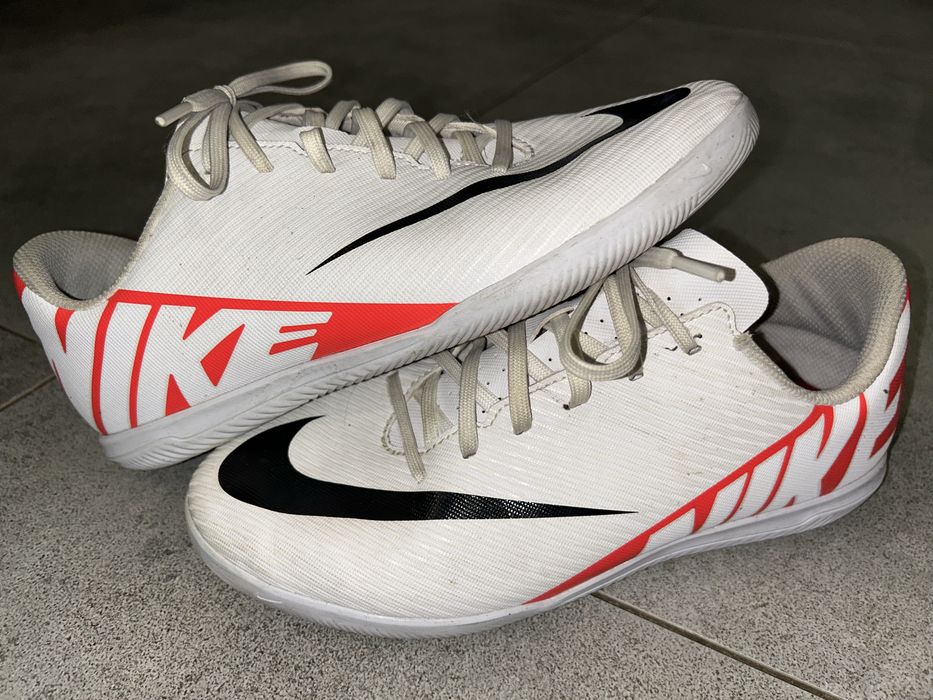 Buty halowe Nike