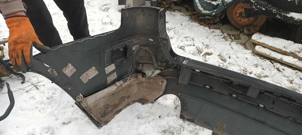 Zderzak tył tylny jeep grand cherokee wk2 pdc szary