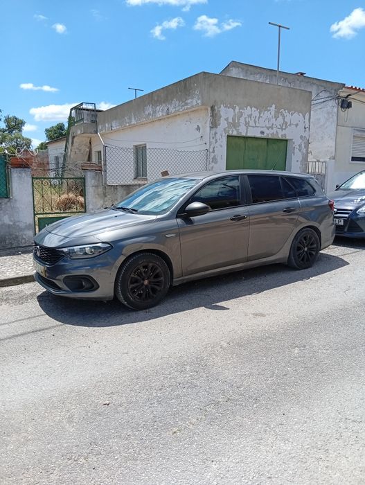 Fiat tipo 2019  cinzento