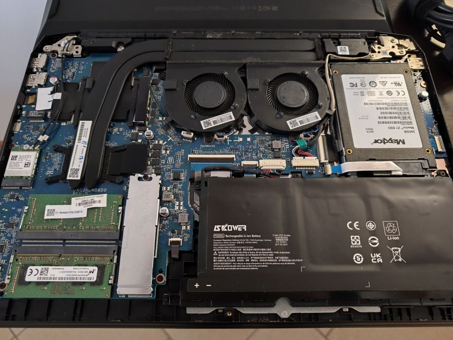 Portátil 15-ec1011ns HP para peças