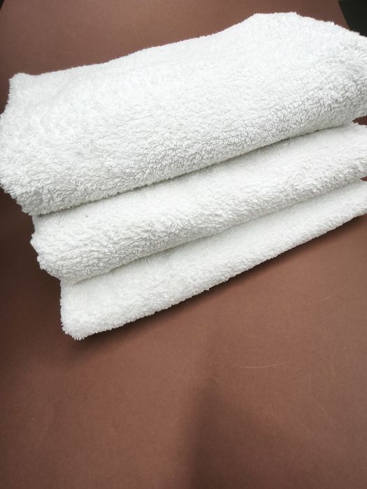 Білі банні рушники